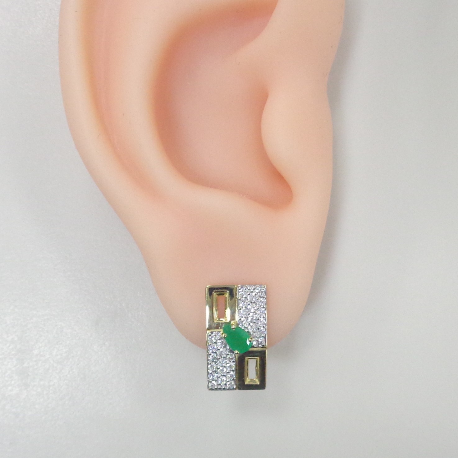 10511-001221 Серьги (Au 585)